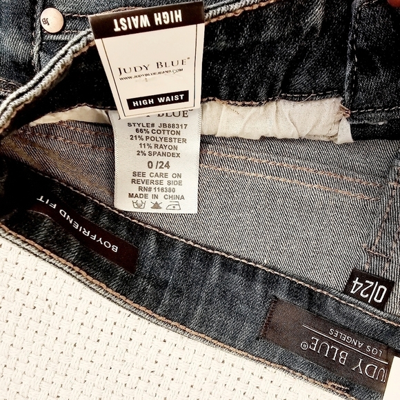Judy Blue High Rise Patched Knee Slim Straight Cuffed Boyfriend Fit Jeans 24 - Picture 17 of 17
